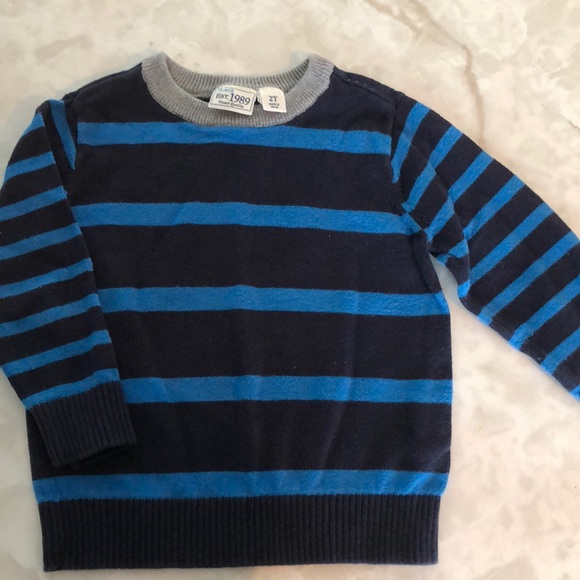 LOT 2 pieces 18mo-24mo toddler sweaters - Picture 2 of 6